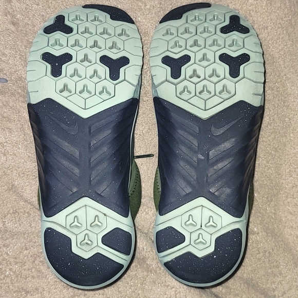 Nike Free X Metcon 2 Men US 8 Legion Green Running Shoes AQ8306-303. EUC CLEANED - Picture 4 of 9